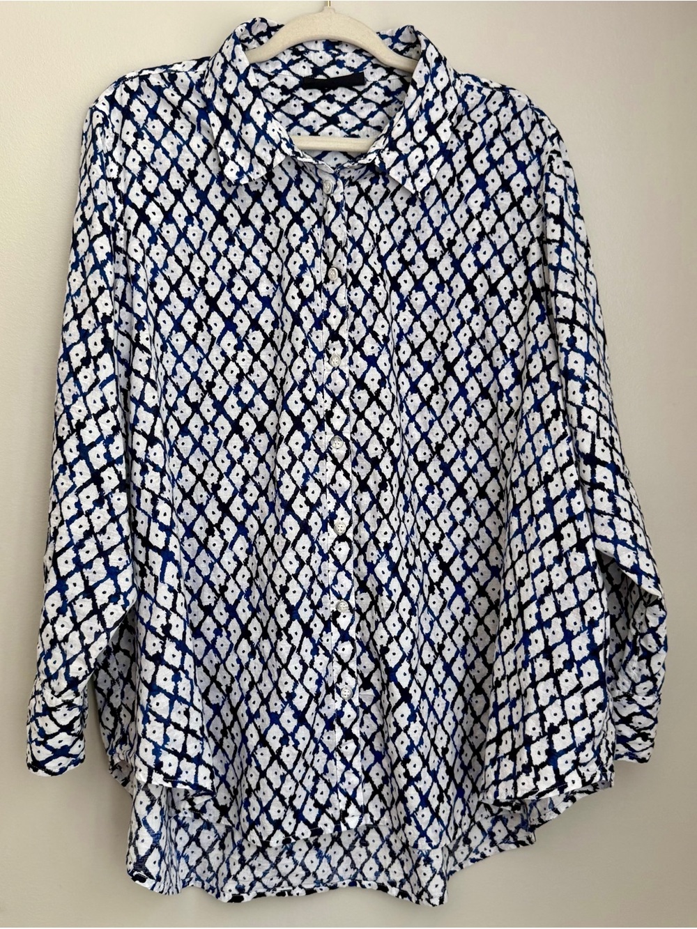 Lane Bryant Blue and White Geometric Button-Down Shirt